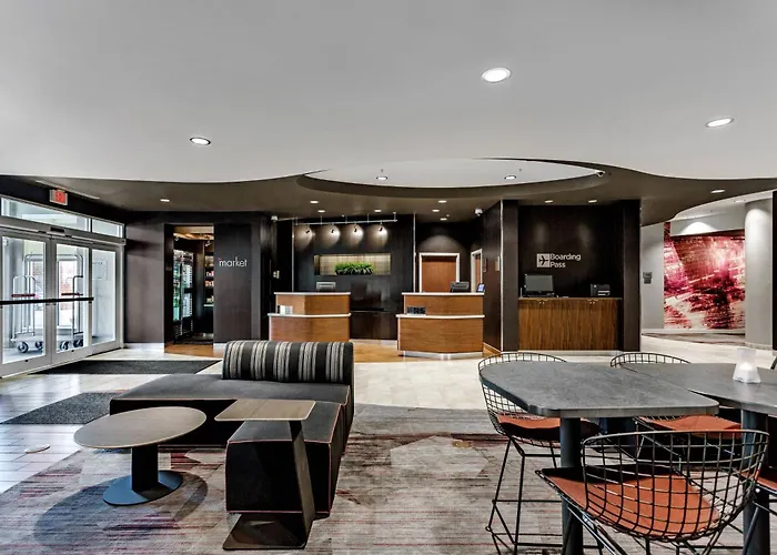 Courtyard Columbus Easton Hotel